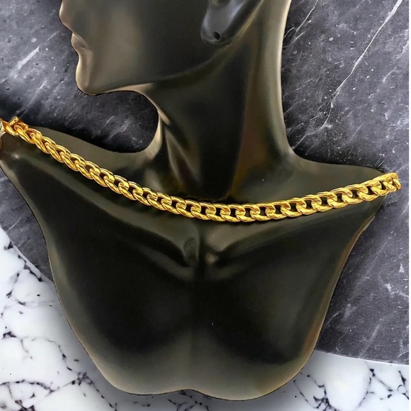 ***SOLD*** Italy 14k Gold 8mm Curb Link 16” Chain Necklace GORGEOUS! - Picture 9 of 12